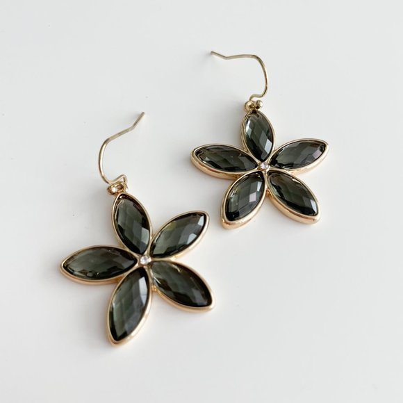 LOFT Flower Dangle Earrings - Picture 2 of 3